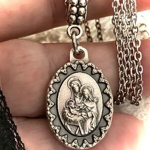 HOLY FAMILY MEDAL NECKLACE